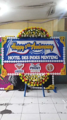 Papan Bunga di Gedung Smesco
