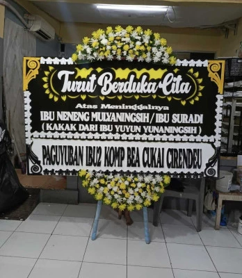 Papan Bunga di Gedung Smesco